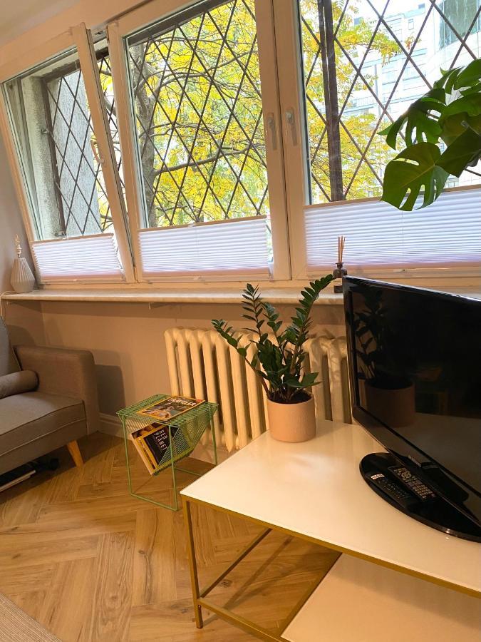 Apartment Close To Metro, 8 Minutes To Centrum And Near Airport Varşovia Exterior foto